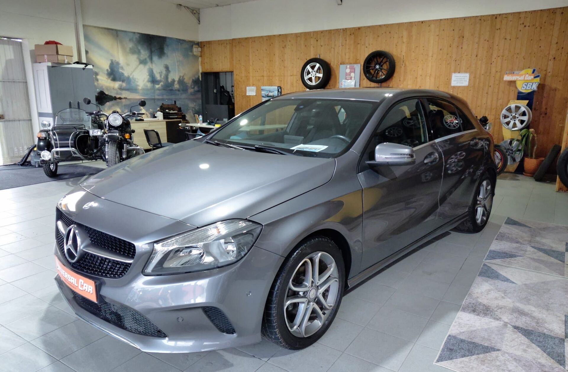 MERCEDES Classe A A 180 d Urban