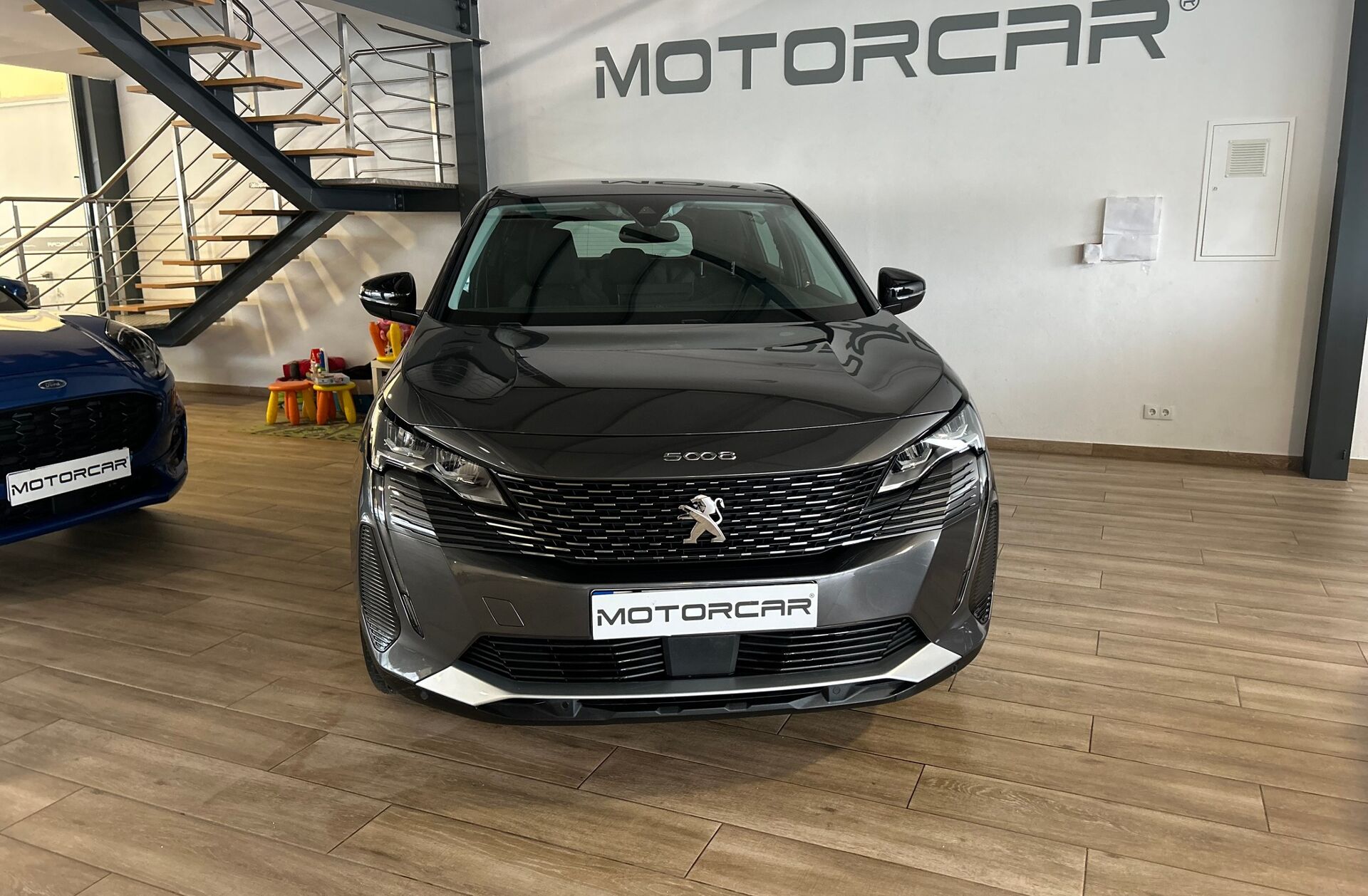 PEUGEOT 5008 1.5 BlueHDi Allure