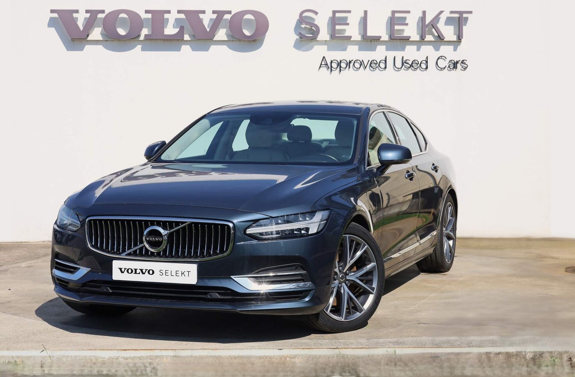 VOLVO S90 2.0 T8 PHEV Inscription AWD
