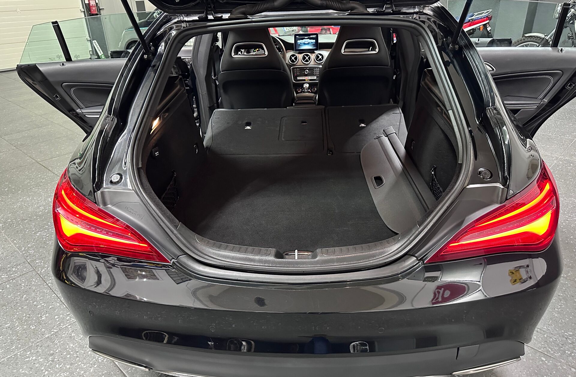 MERCEDES Classe CLA CLA 180 d Urban