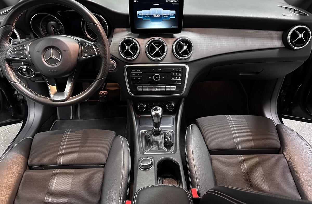 MERCEDES Classe CLA CLA 180 d Urban
