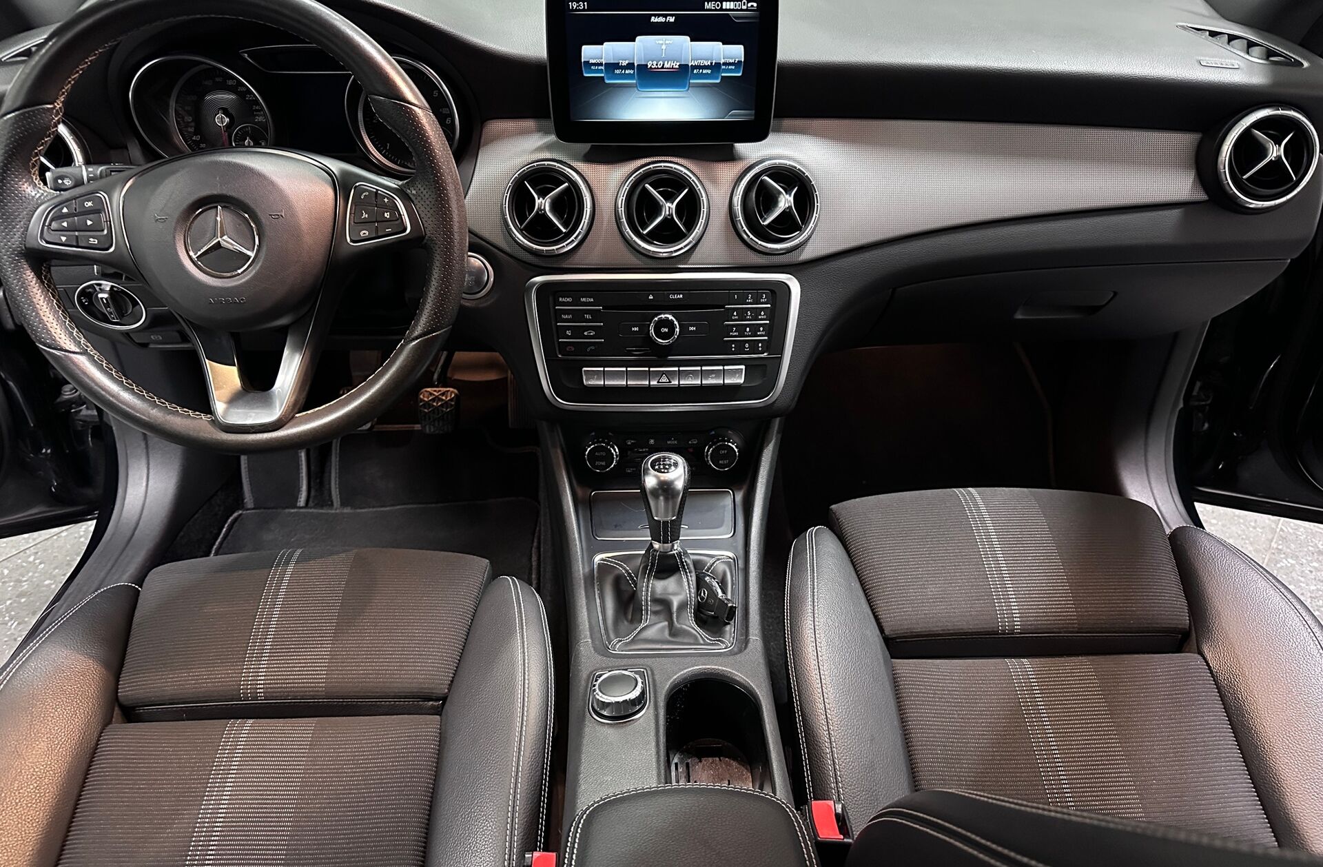 MERCEDES Classe CLA CLA 180 d Urban