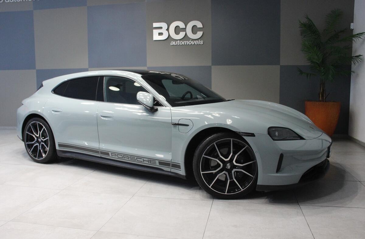 PORSCHE Taycan Sport Turismo