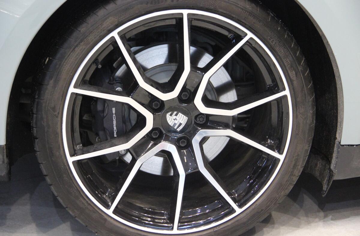 PORSCHE Taycan Sport Turismo