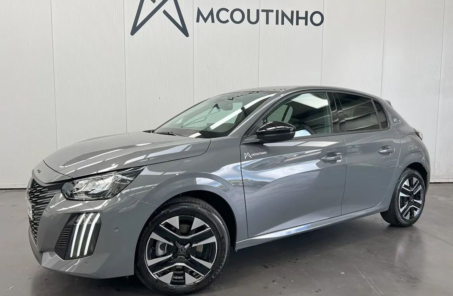 PEUGEOT 208 e- 51 kWh GT