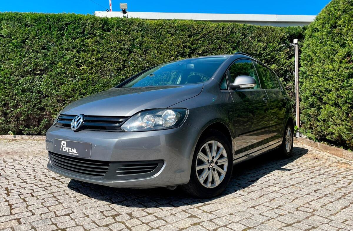 VOLKSWAGEN Golf 1.6 TDi Highline