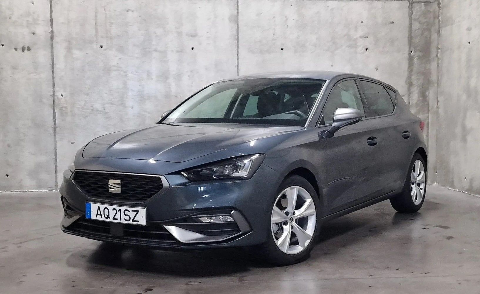 Seat Leon 1.0 TSI FR com 18 770 km por 21 900 € Seat (M&Costas Sport) | Braga