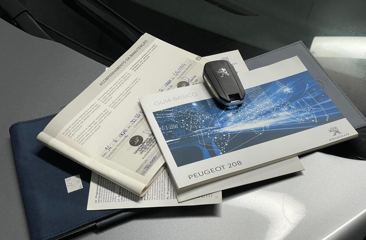 PEUGEOT 208 1.2 PureTech Allure