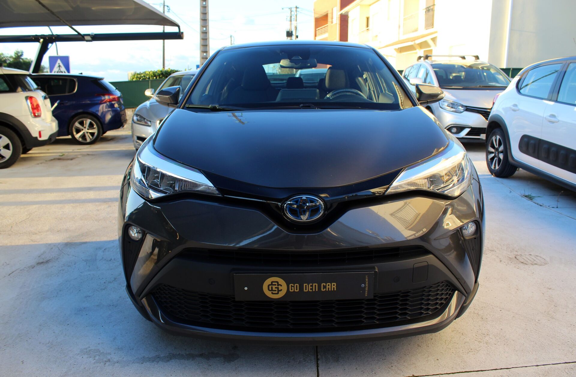 TOYOTA C-HR 1.8 Hybrid Exclusive