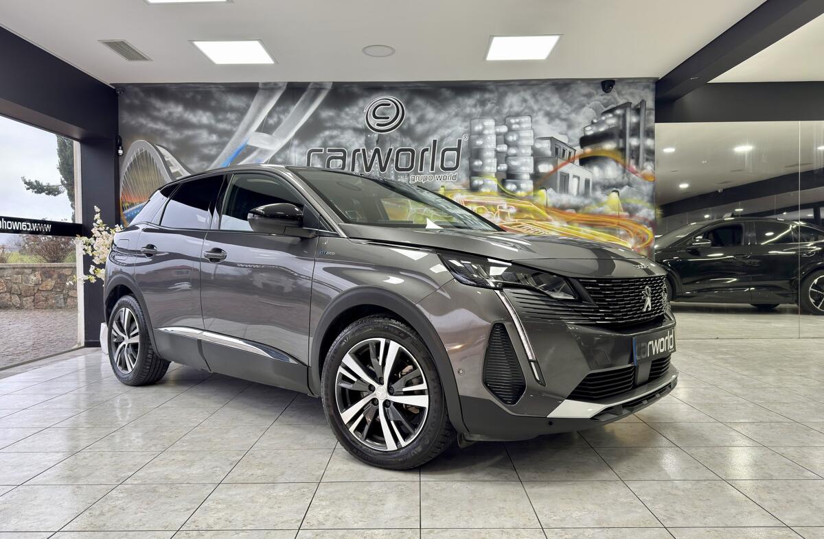 PEUGEOT 3008 1.6 Hybrid Allure e-EAT8