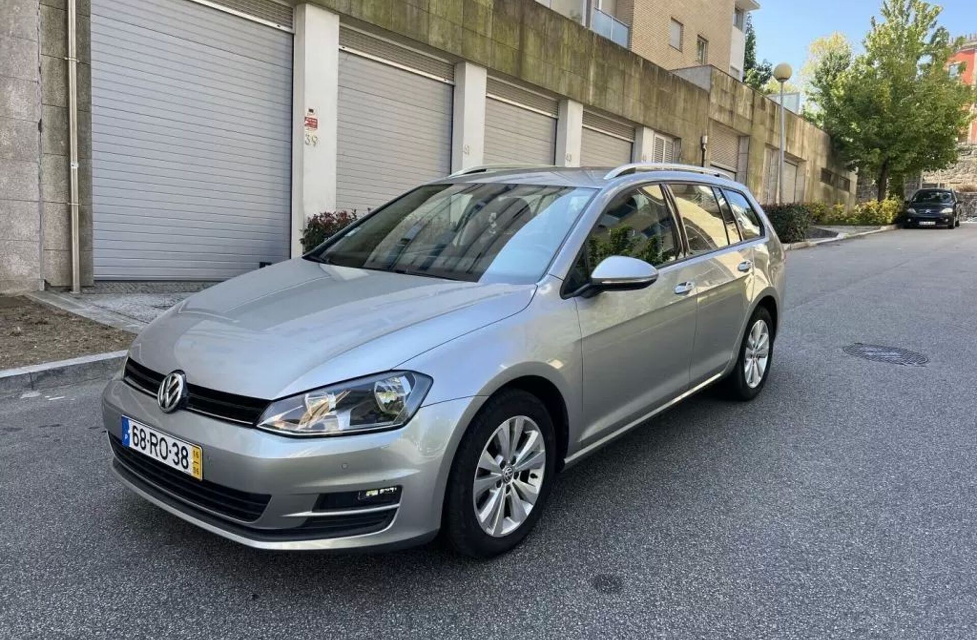 VOLKSWAGEN Golf 1.6 TDi GPS Edition DSG