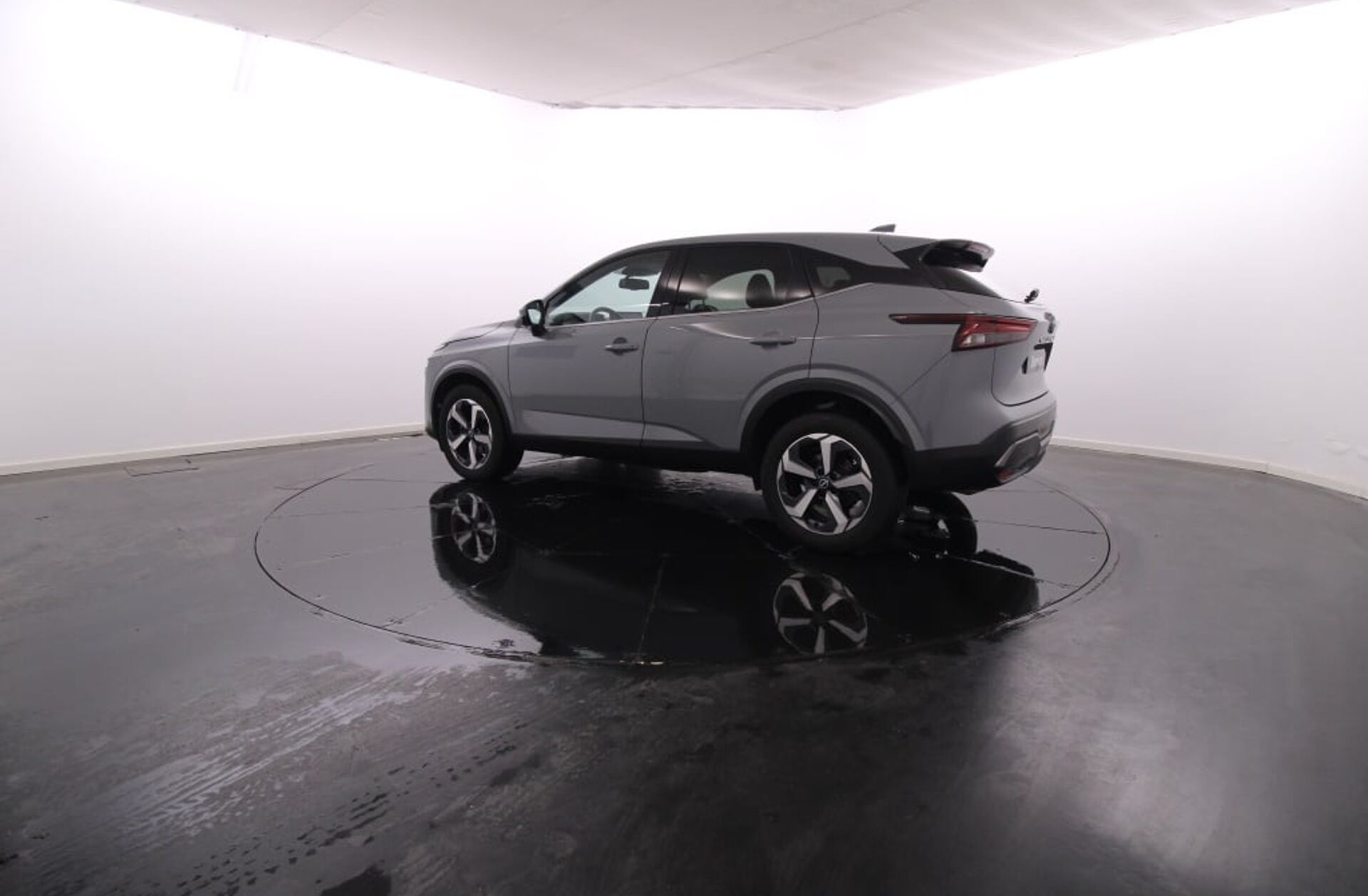 NISSAN Qashqai 1.3 DIG-T N-Connecta LED Xtronic