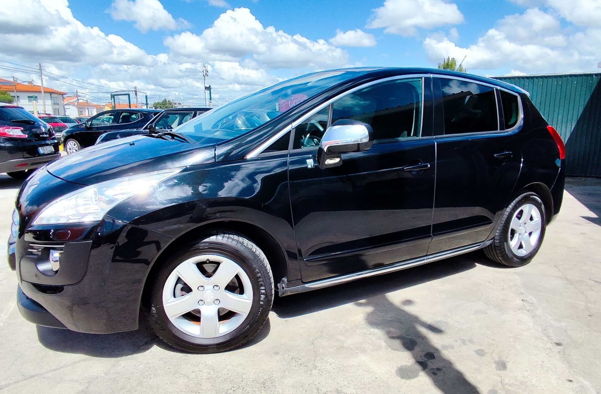 PEUGEOT 3008 2.0 HDi Hybrid4