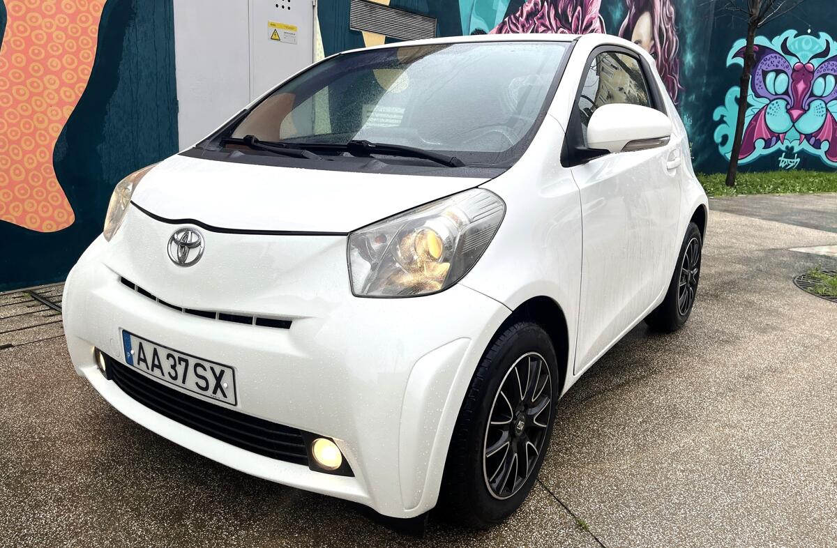 TOYOTA IQ 1.0 VVT-i 2 EP