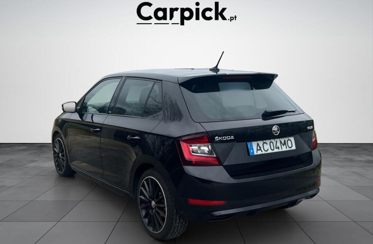SKODA Fabia 1.0 TSI Black Edition