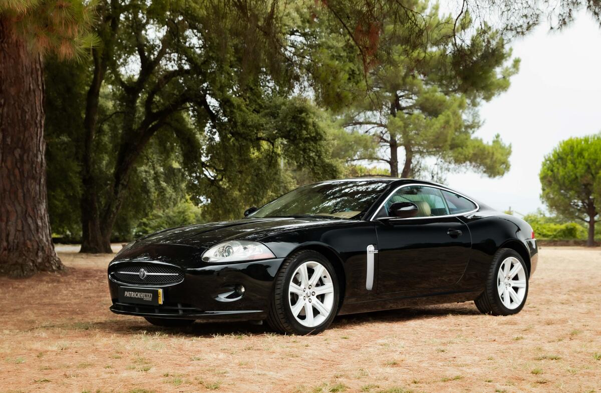 JAGUAR XK 4.2 V8 Coupé