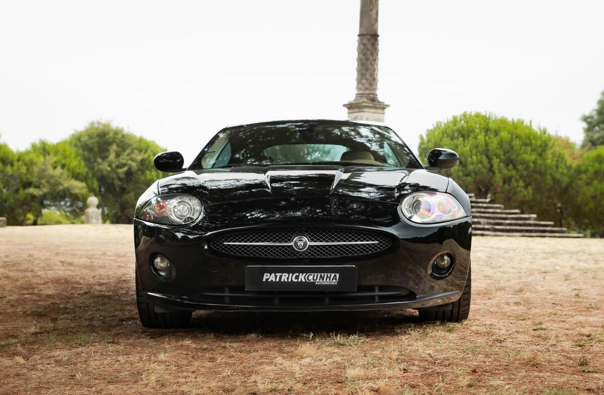 JAGUAR XK 4.2 V8 Coupé