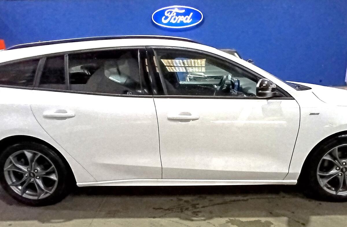 FORD Focus 1.0 EcoBoost MHEV ST-Line