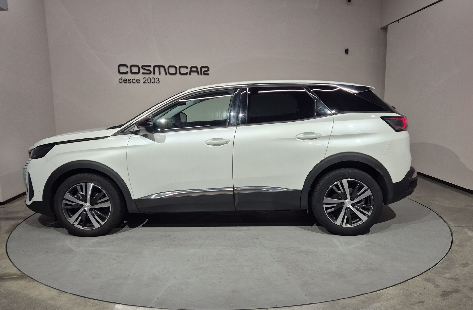 PEUGEOT 3008 1.5 BlueHDi Allure EAT8