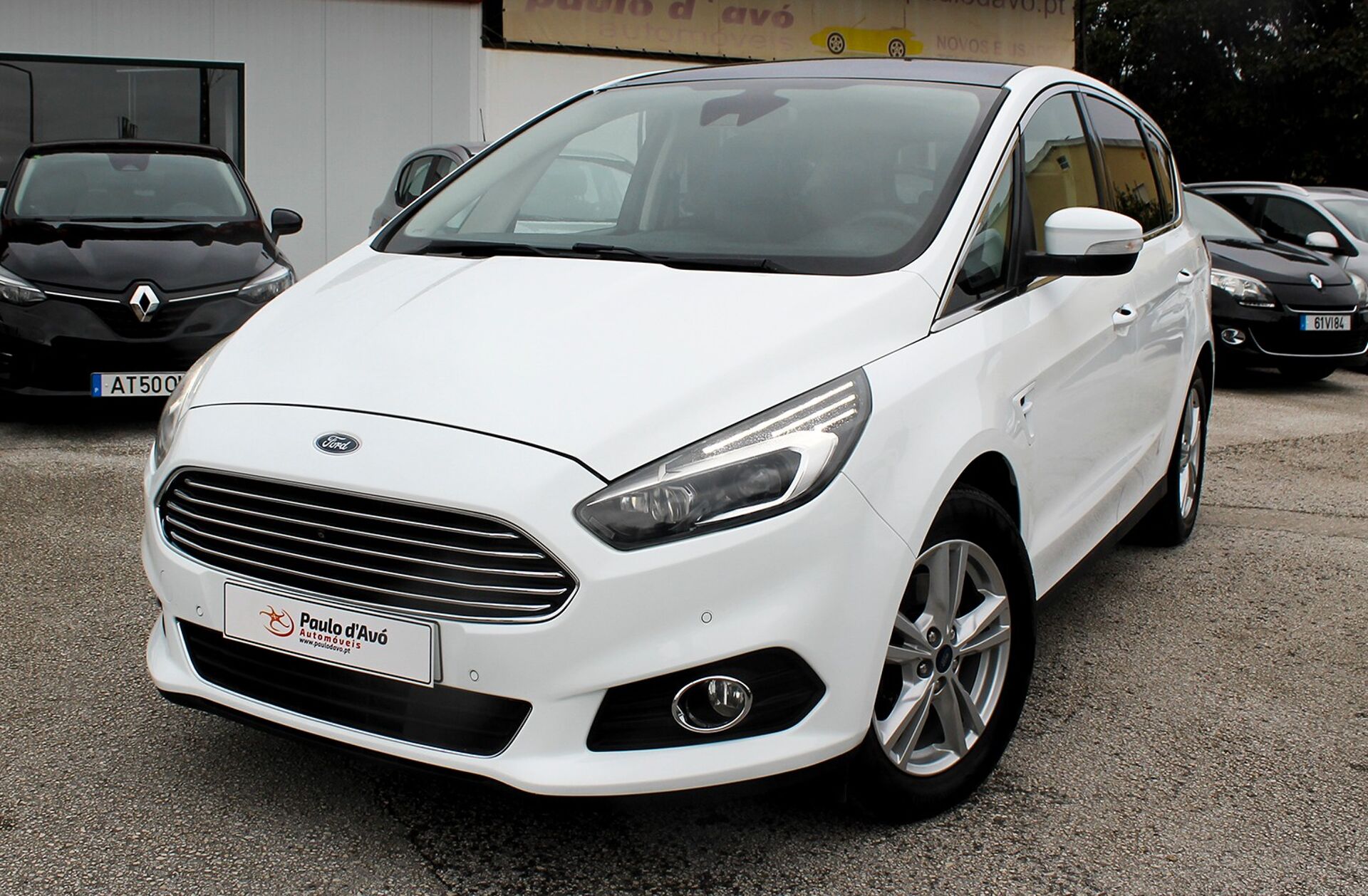 FORD S-MAX 2.0 TDCi Titanium