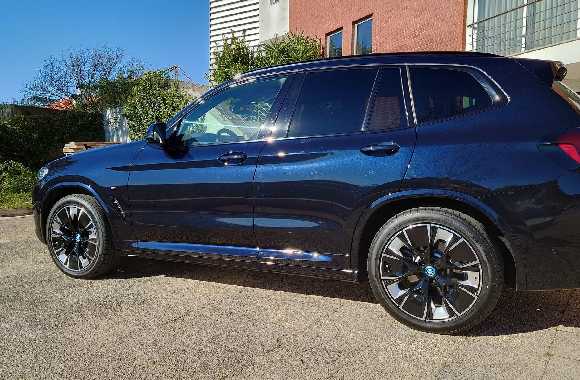 BMW iX3 M Sport Impressive