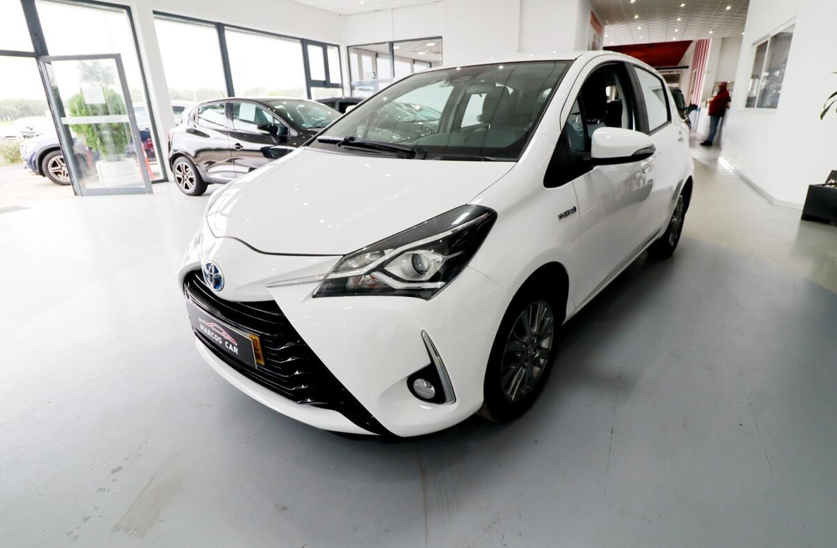 TOYOTA Yaris 1.5 HSD Active