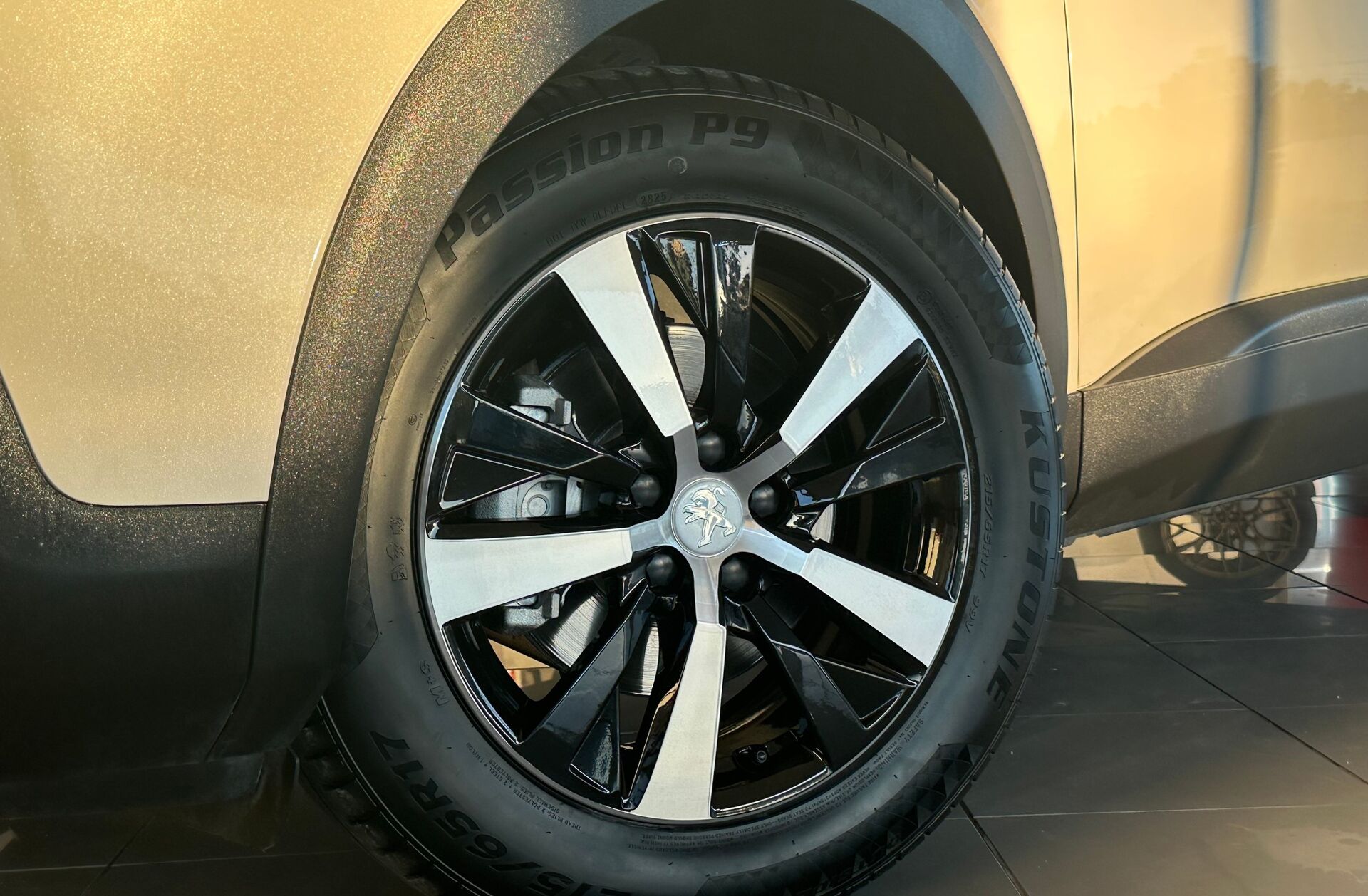 PEUGEOT 3008 1.5 BlueHDi Active