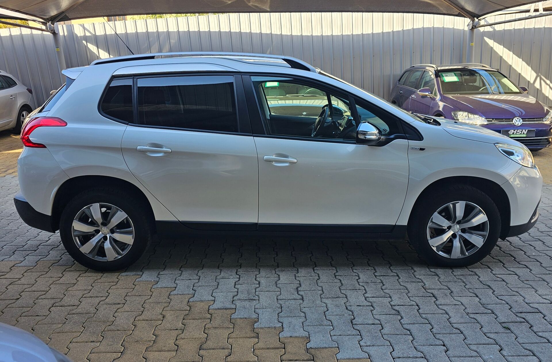 PEUGEOT 2008 1.6 BlueHDi Style