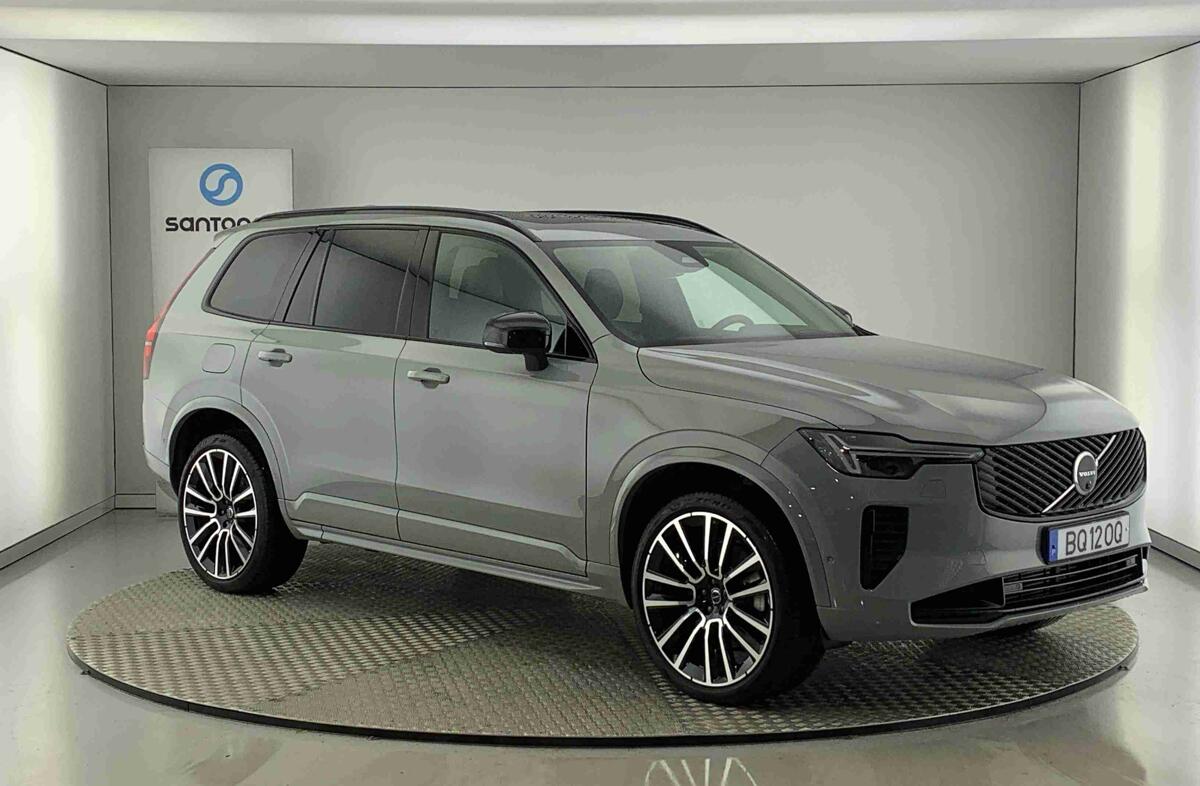 VOLVO XC90 2.0 T8 PHEV Ultra Dark AWD