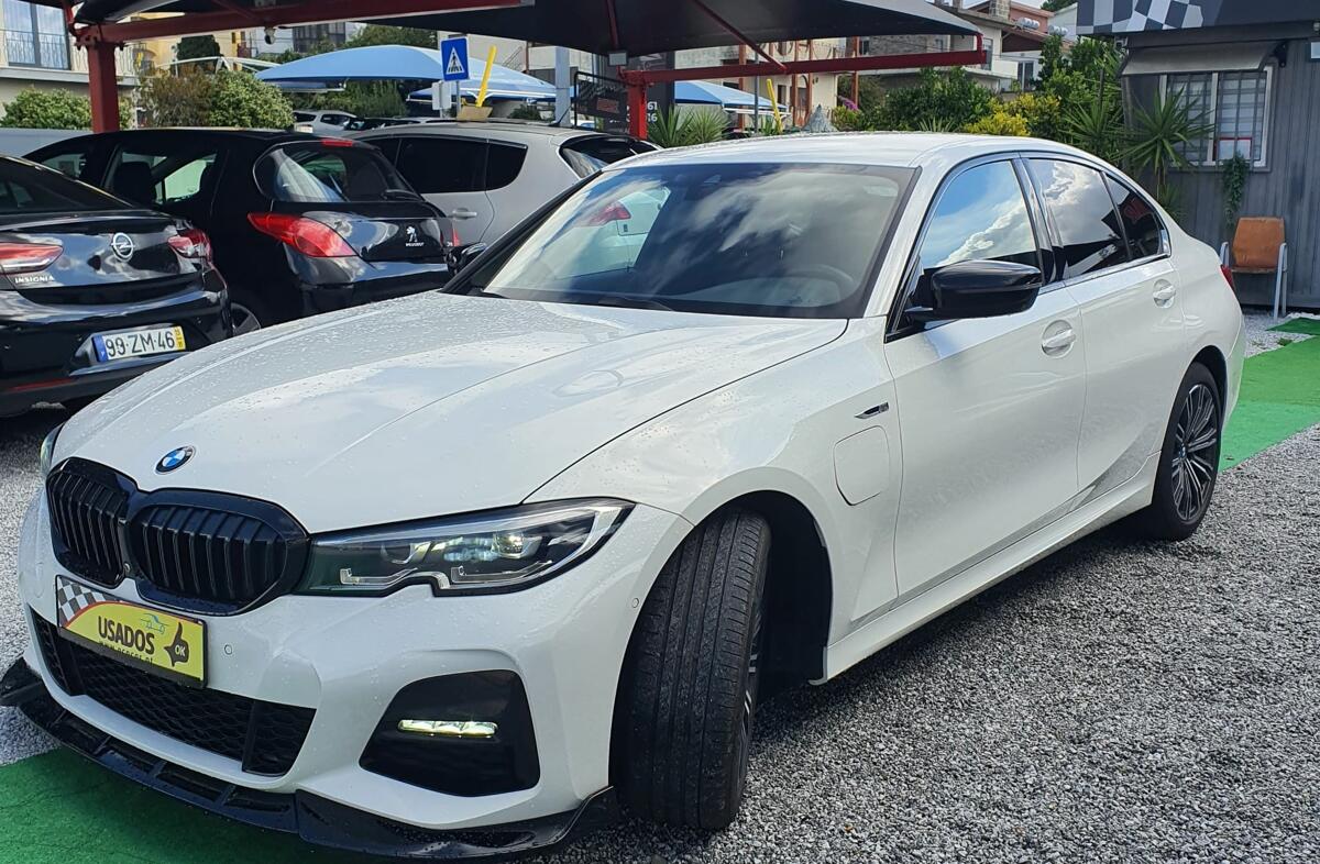 BMW Serie-3 330 i Pack M Auto