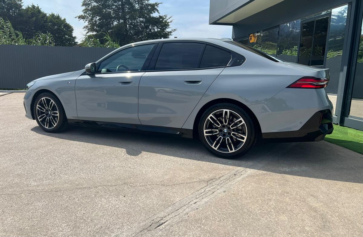 BMW Serie-5 520 d Pack Desportivo M Auto