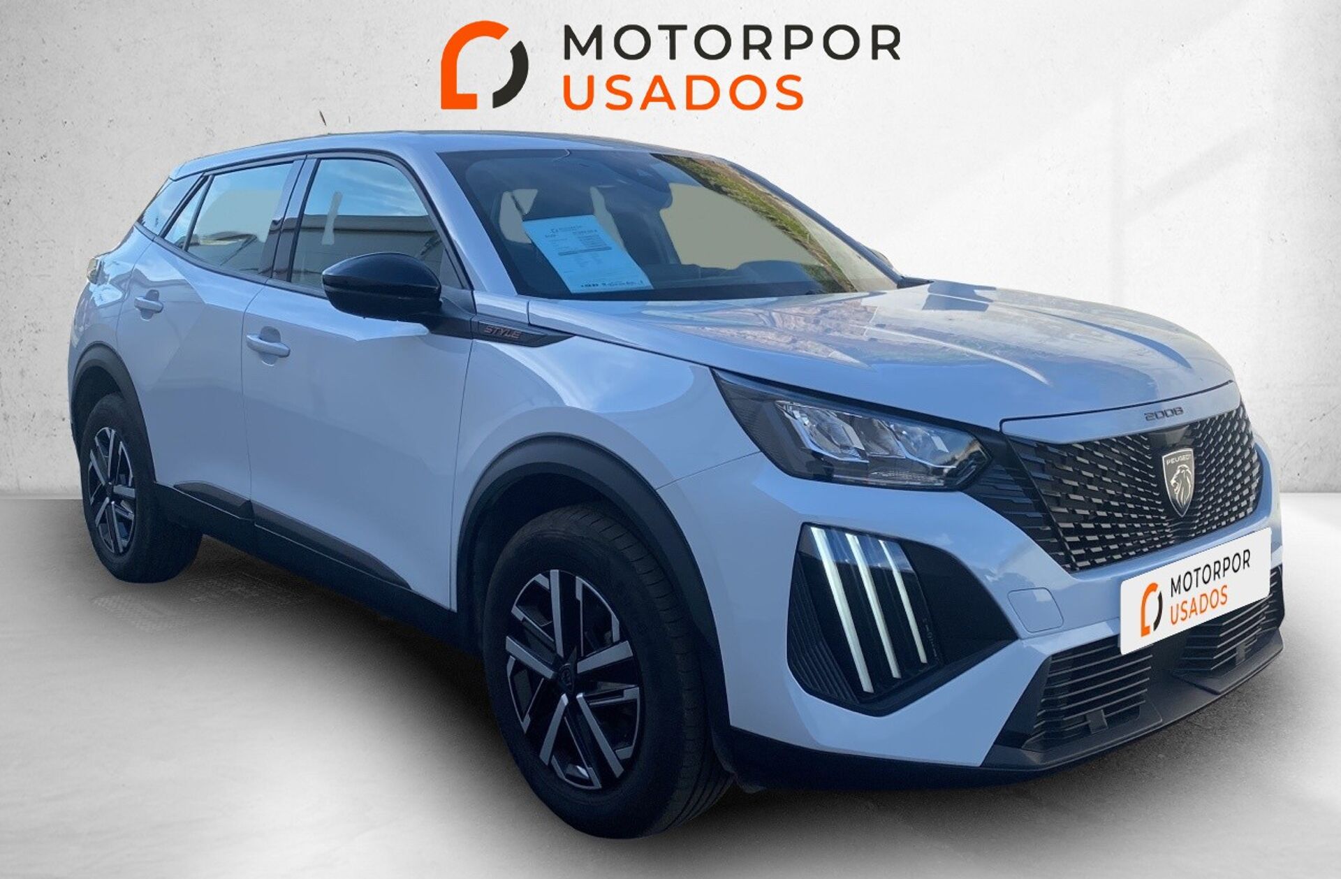 PEUGEOT 2008 1.2 PureTech Style