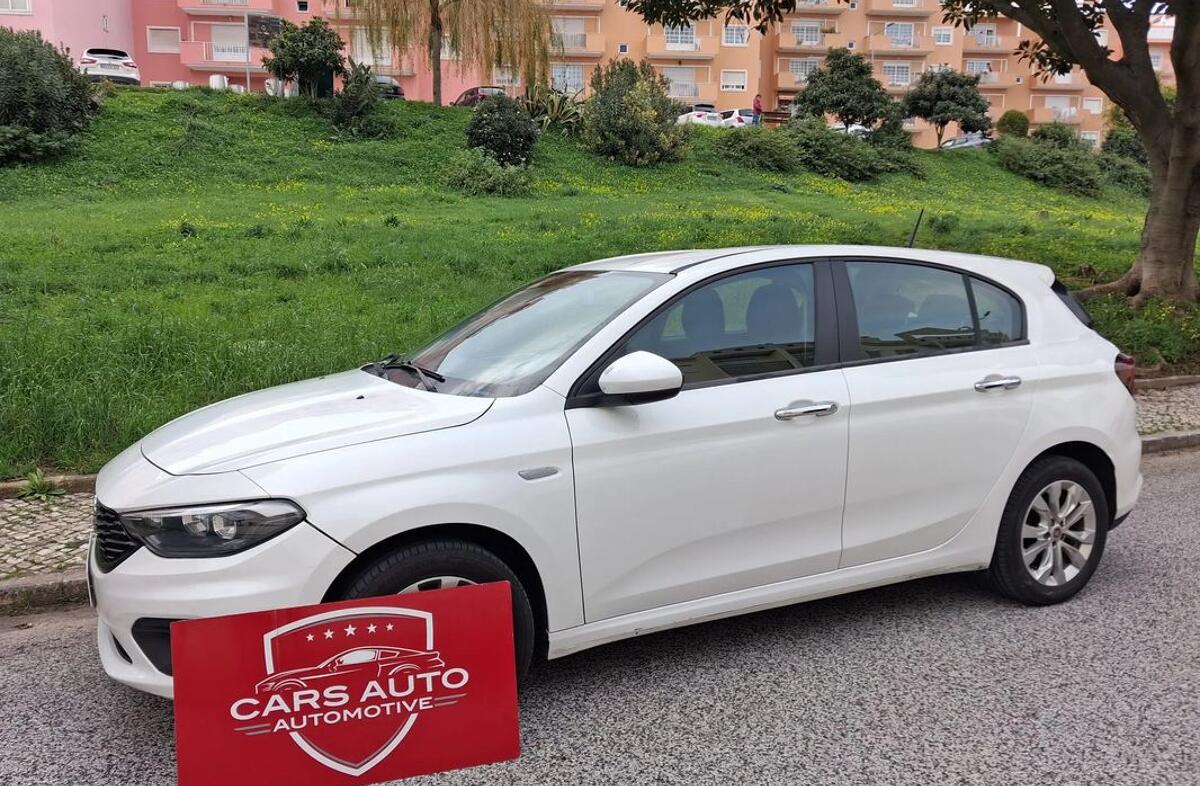FIAT Tipo 1.3 M-Jet Lounge Tech