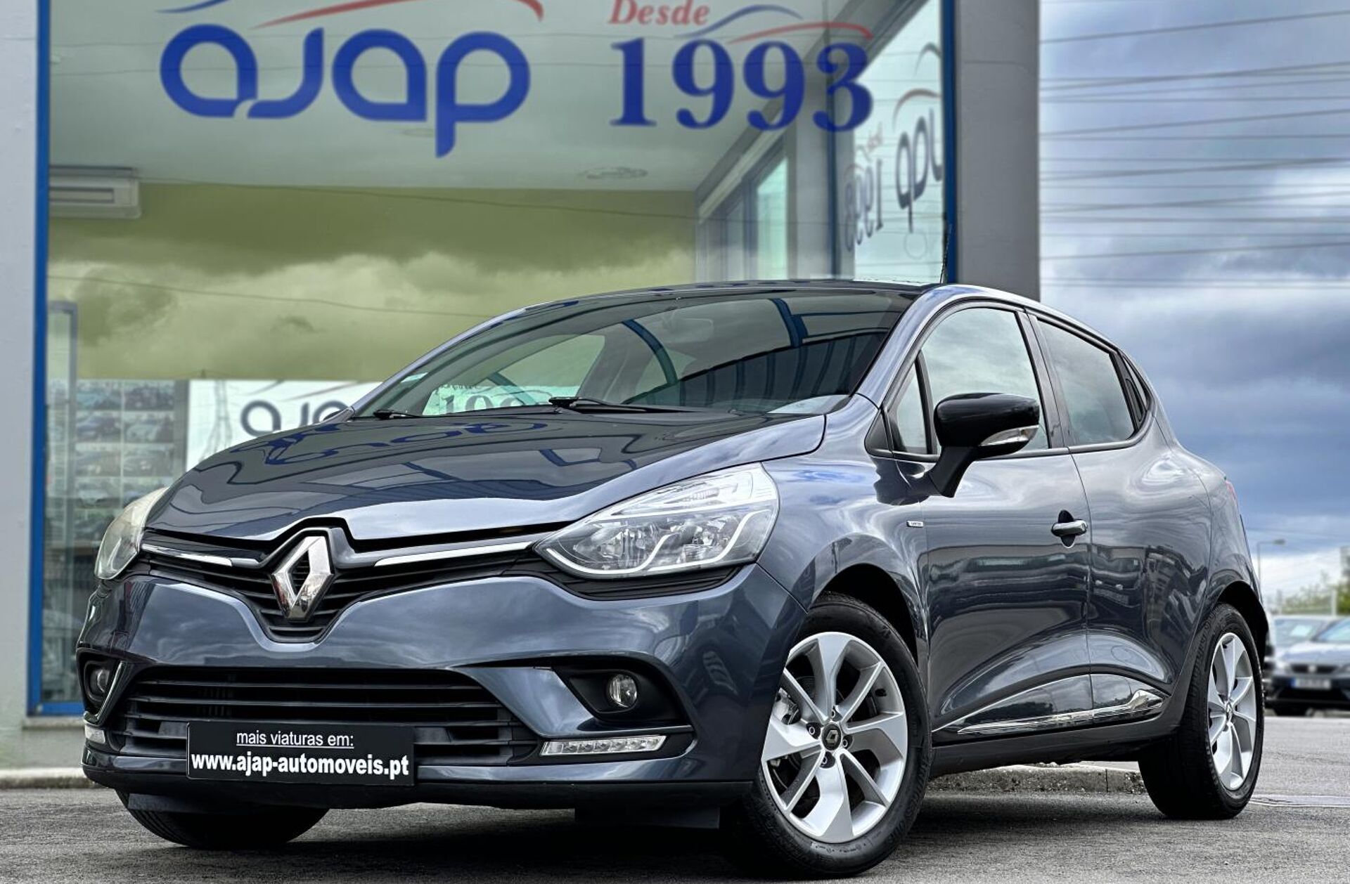 RENAULT Clio 0.9 TCe Limited