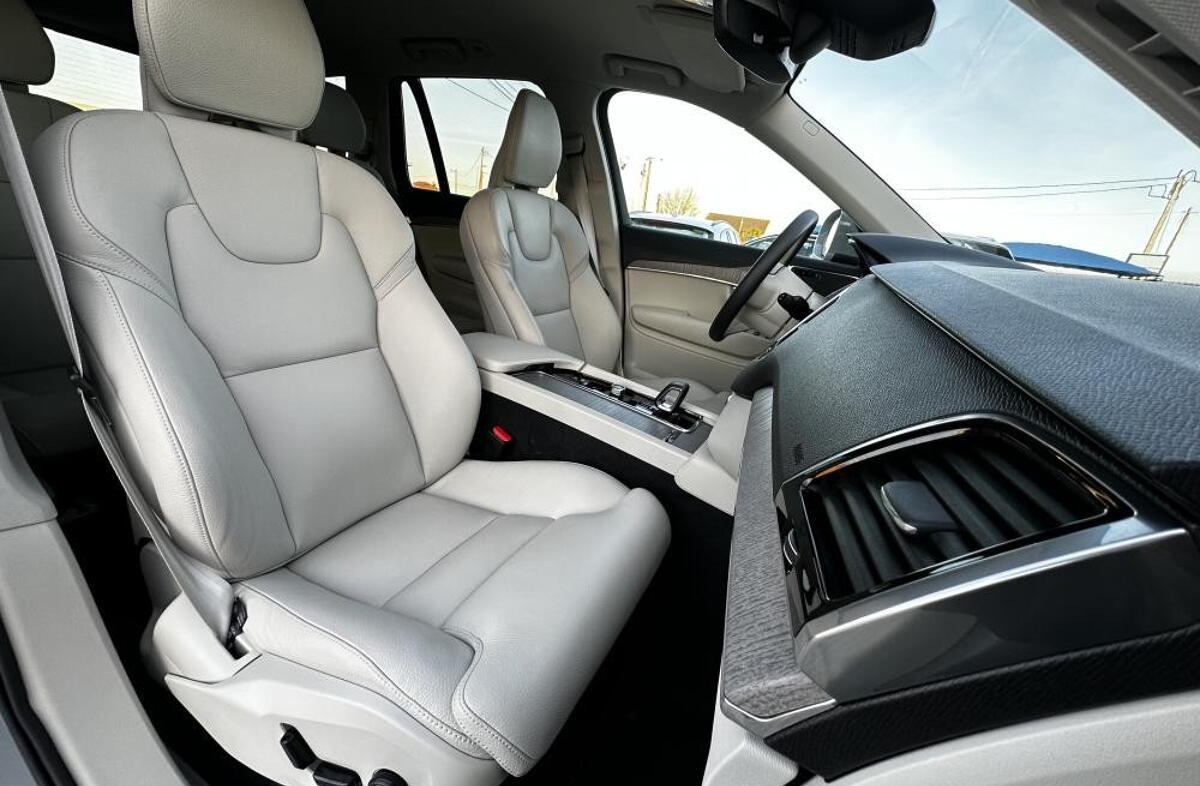 VOLVO XC90 2.0 T8 PHEV Plus Bright AWD