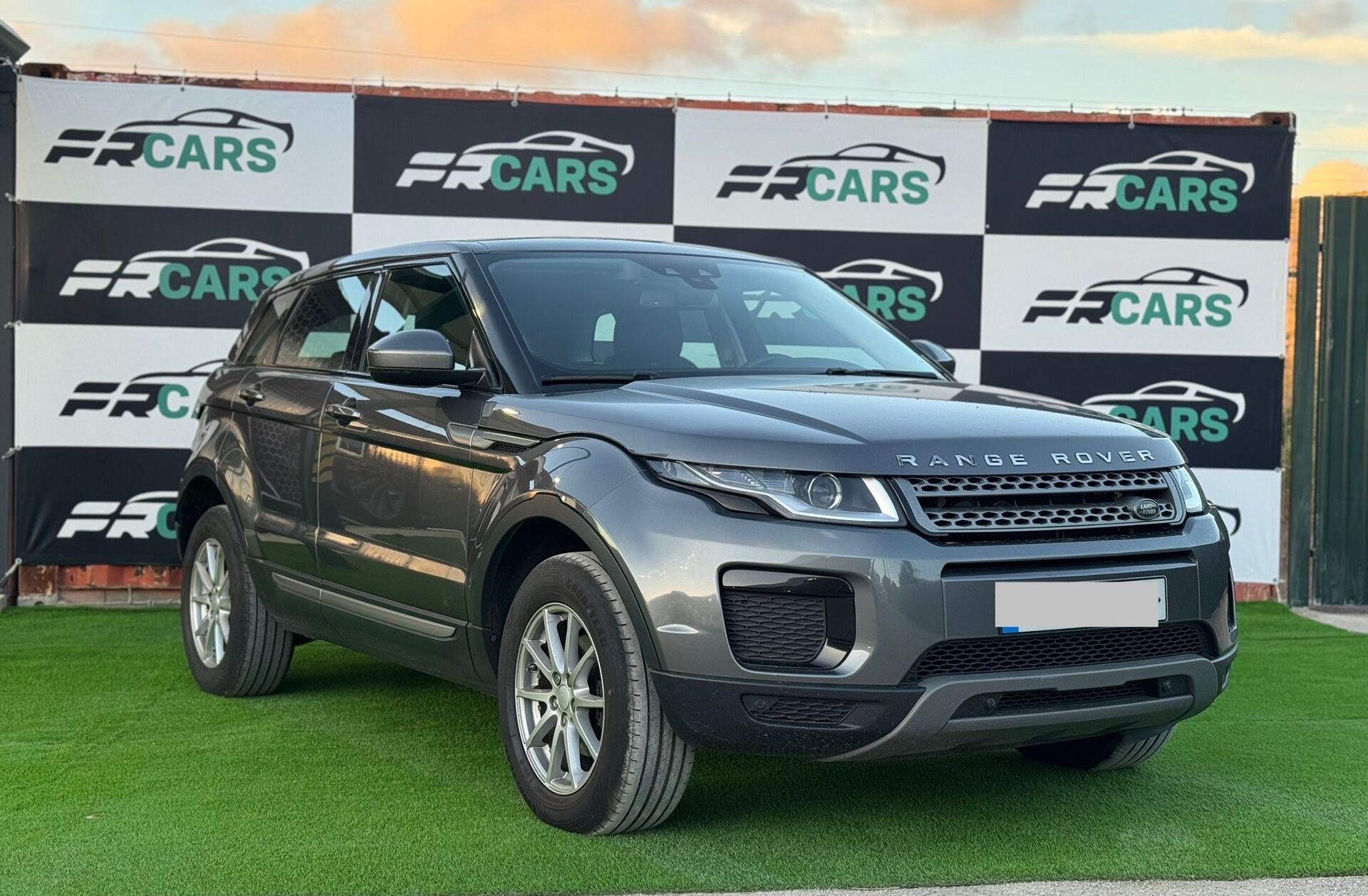 LAND ROVER Range Rover Evoque 2.0 TD4 SE