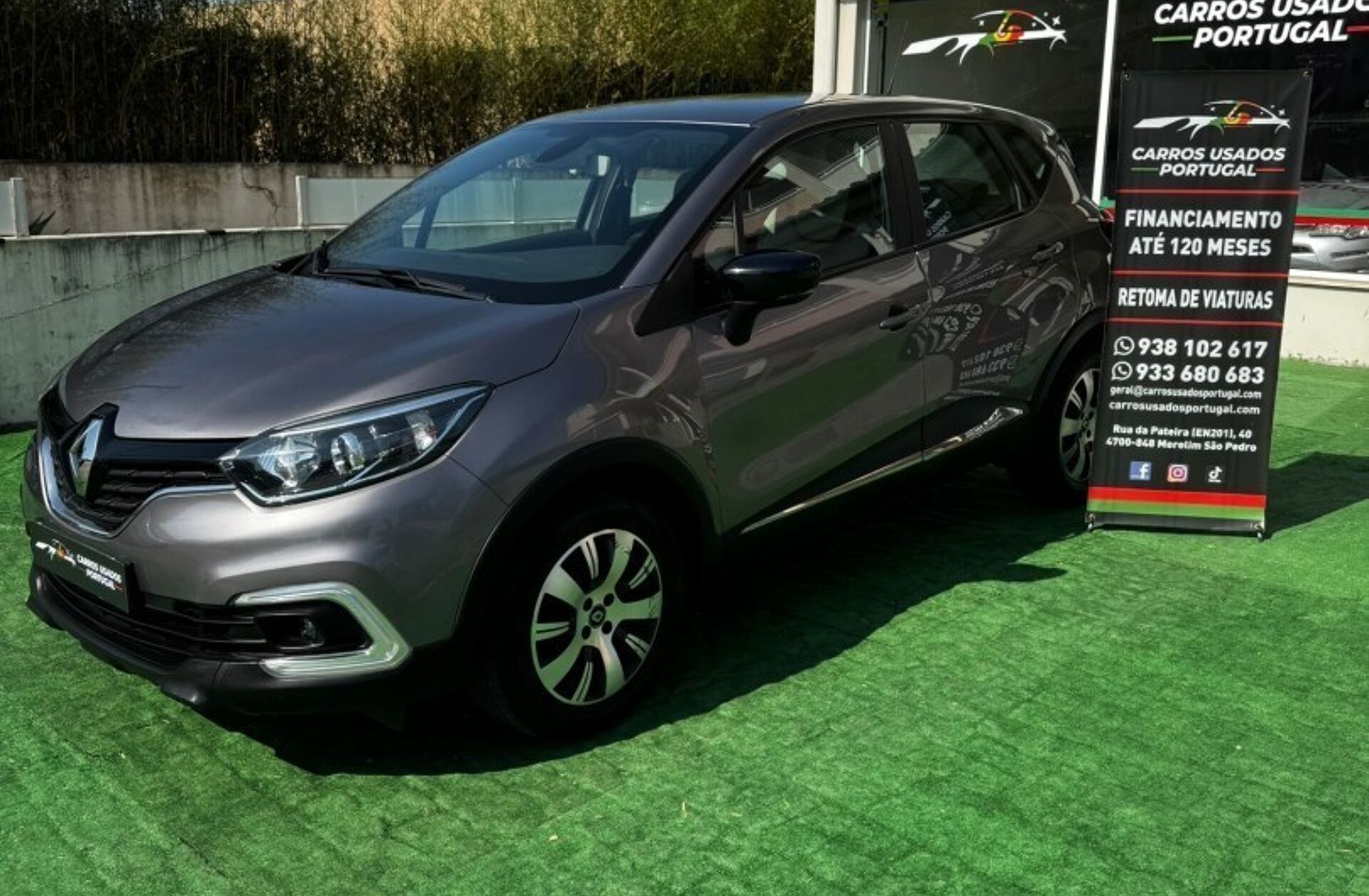 RENAULT Captur 0.9 TCe Exclusive
