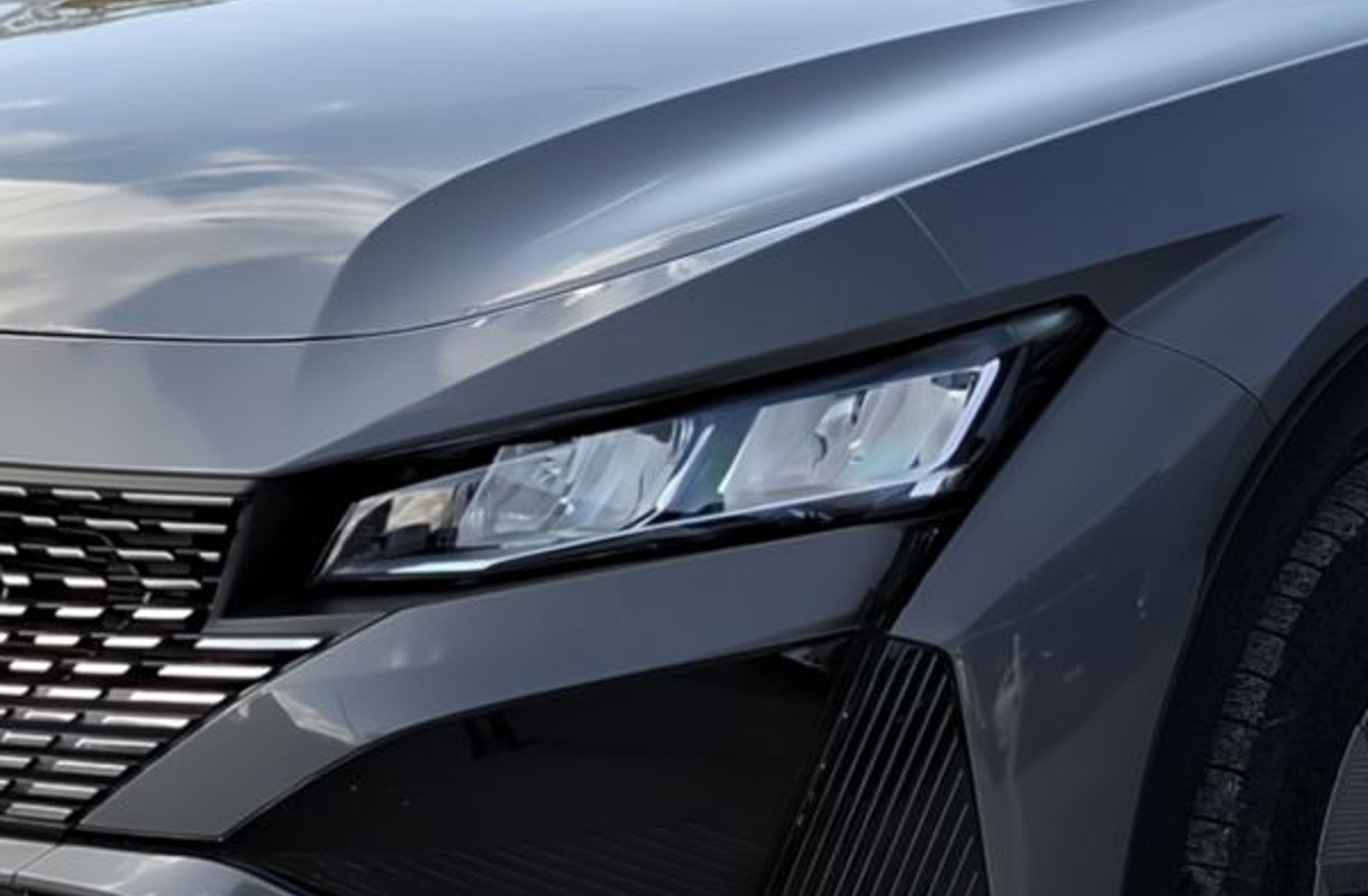 PEUGEOT 408 1.2 Hybrid Allure e-DCS6