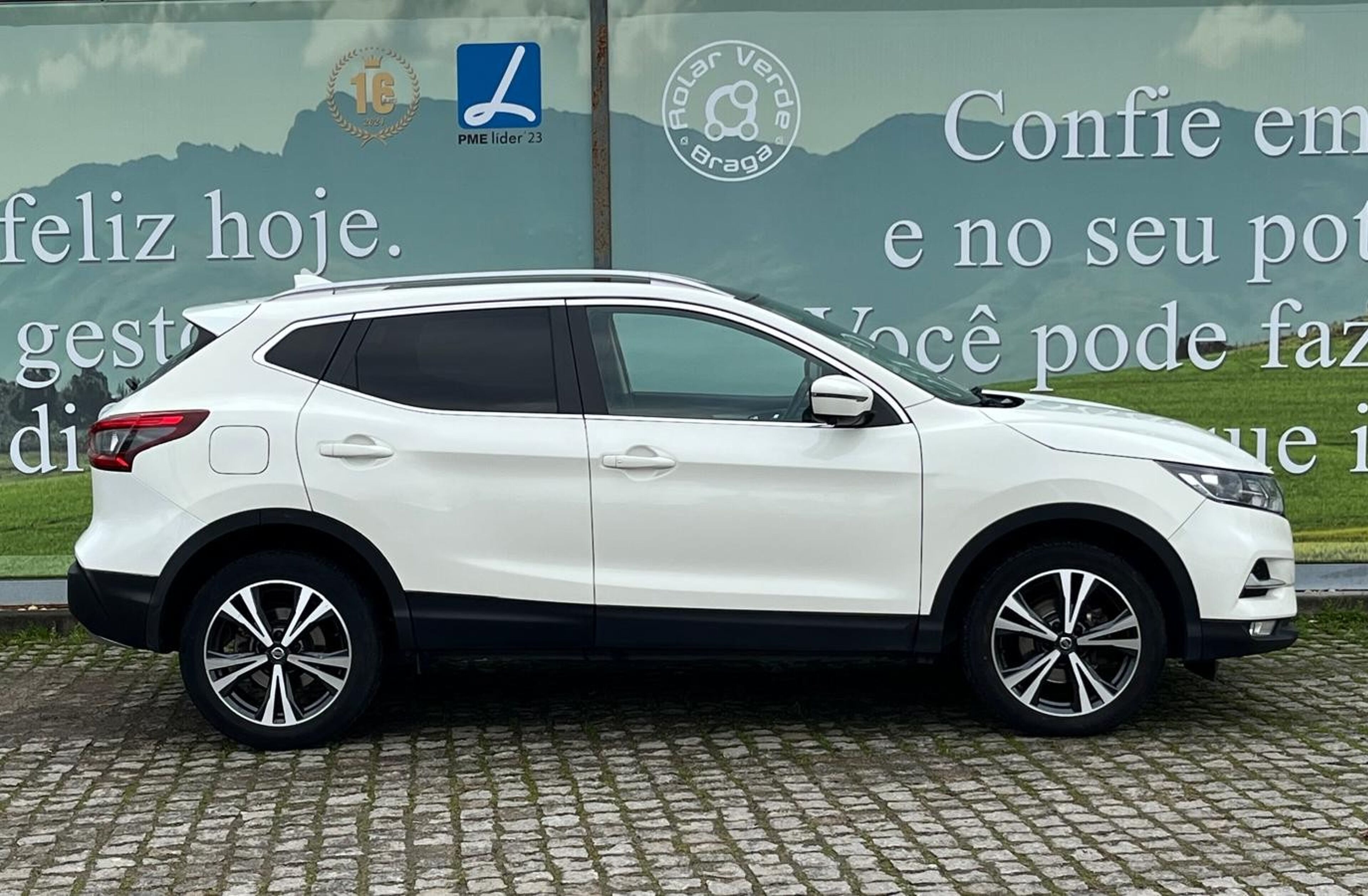 NISSAN Qashqai 1.5 dCi N-Connecta