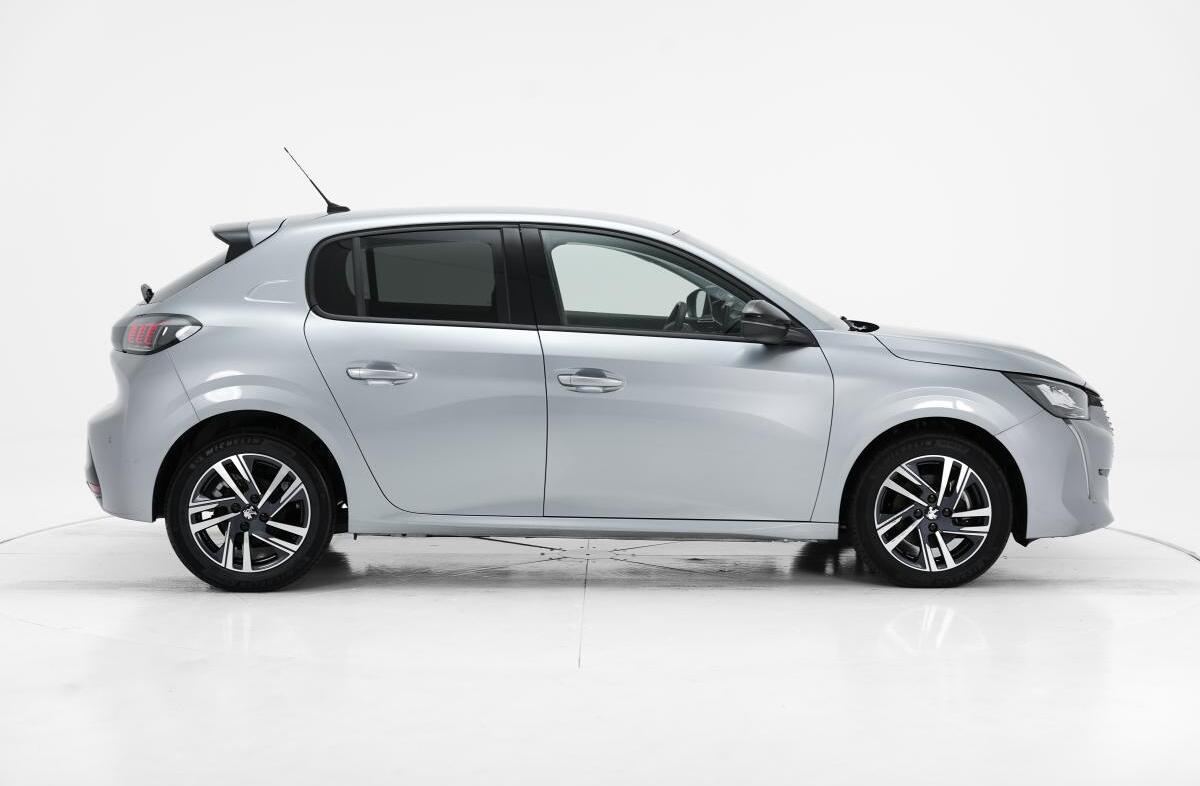 PEUGEOT 208 1.2 PureTech Allure Pack