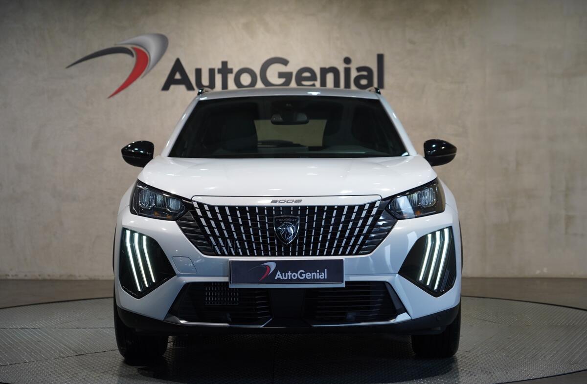 PEUGEOT 2008 1.2 PureTech Allure