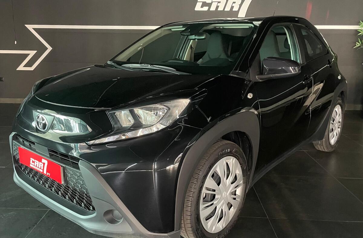 TOYOTA Aygo X 1.0 Envy