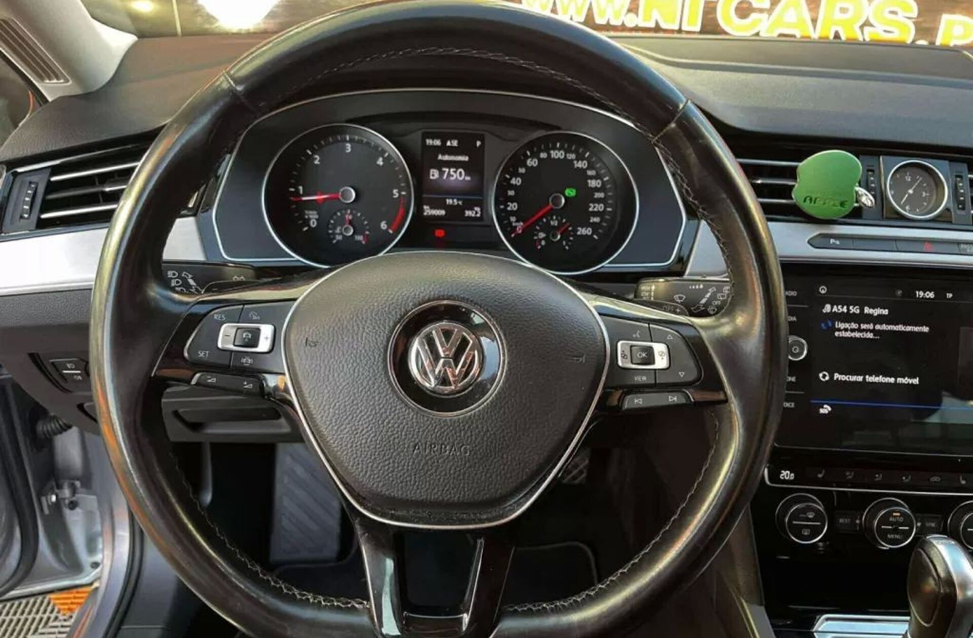 VOLKSWAGEN Passat 2.0 TDI R-Line DSG