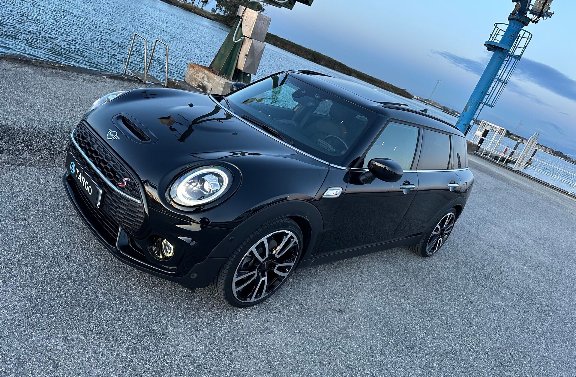 MINI Mini Cooper SD Auto Desportiva