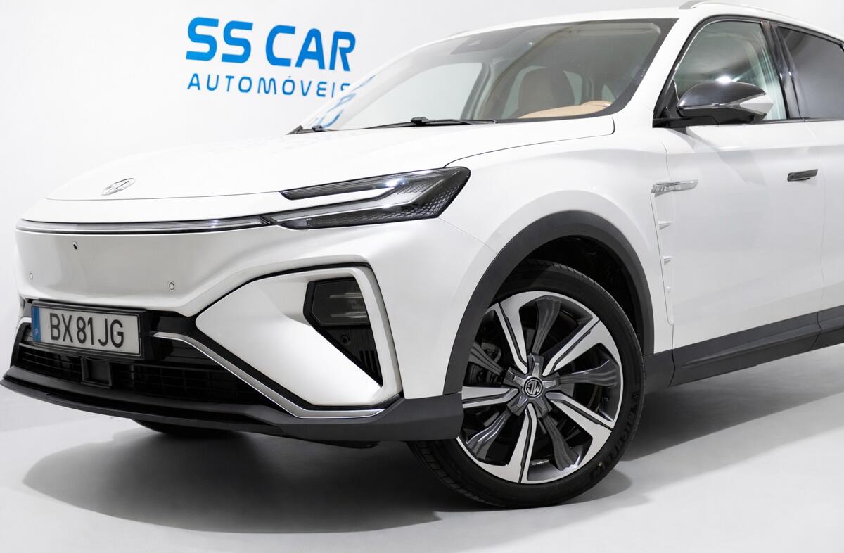 MG Marvel R 70 kWh AWD Performance