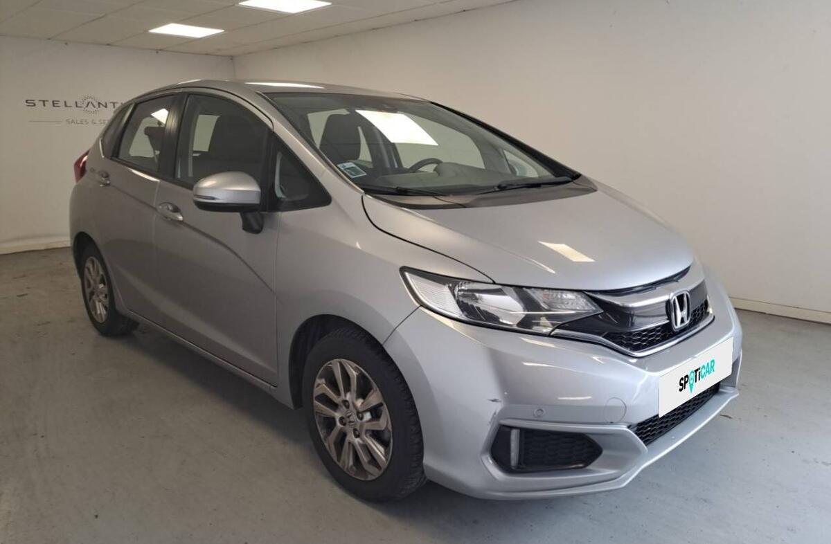HONDA Jazz 1.3 i-VTEC Elegance CVT