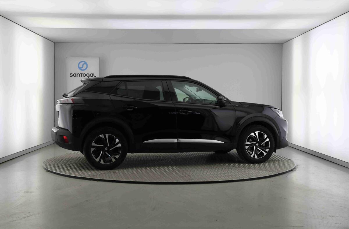 PEUGEOT 2008 e- 50 kWh GT