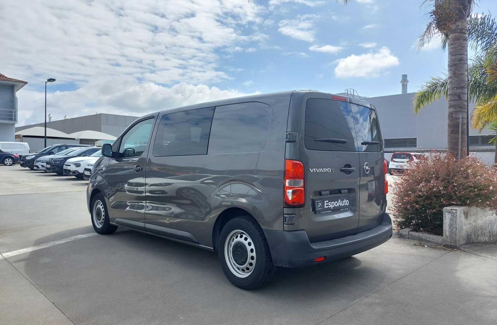 OPEL Vivaro -e 50 kWh L2H1