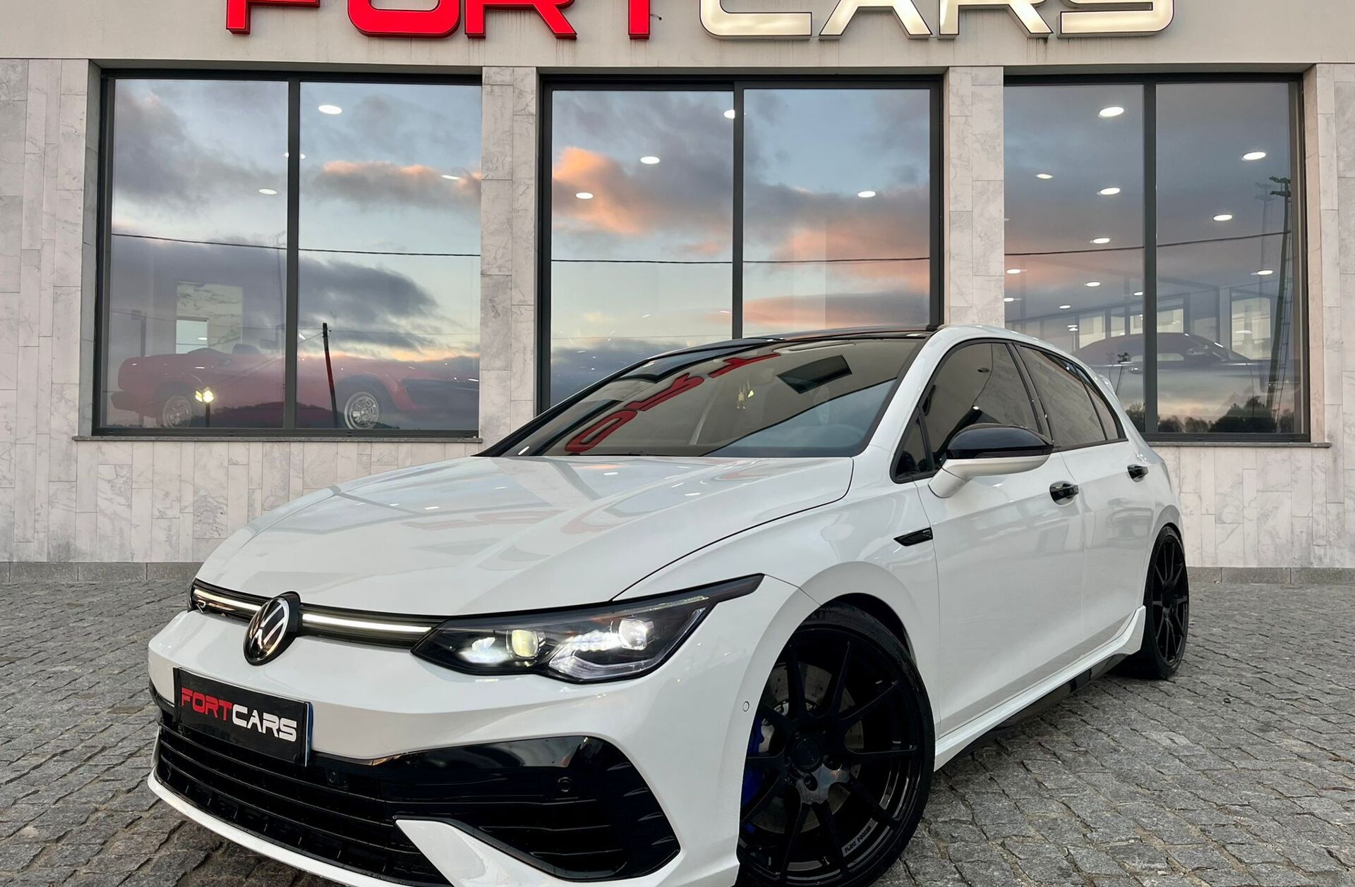 VOLKSWAGEN Golf 2.0 TSI R DSG