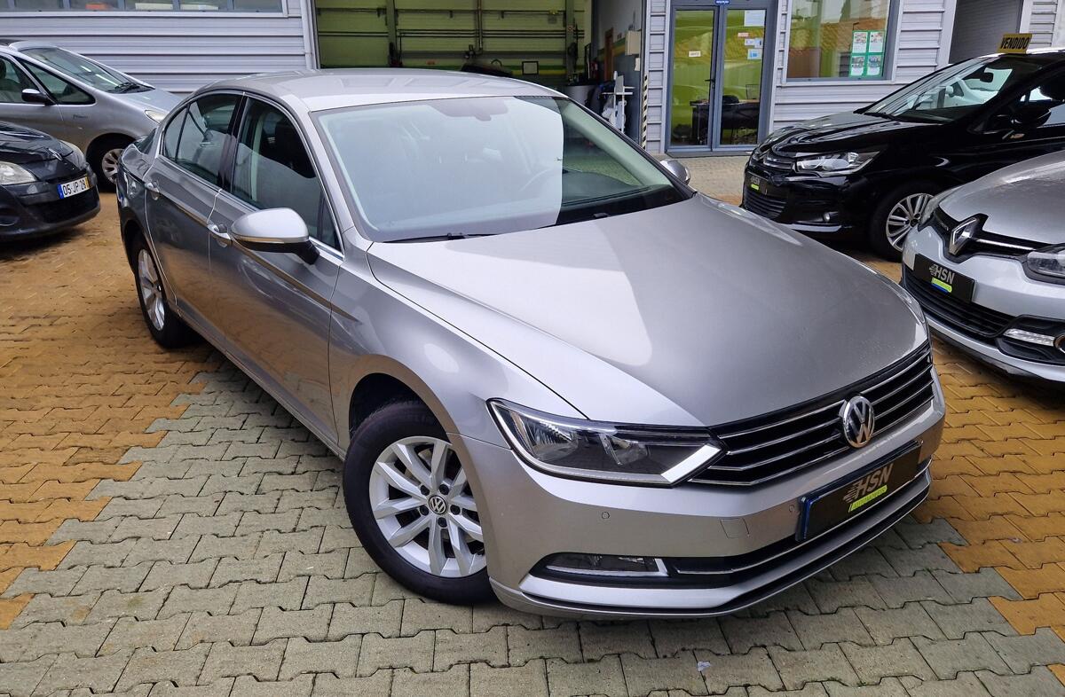 VOLKSWAGEN Passat 1.6 TDi Confortline